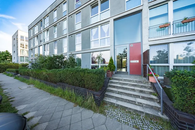 Ruhige Lage - ohne Aufzug - im Grünen — photo 1